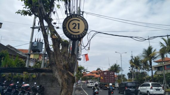 Neon Box Terbaik di Bali